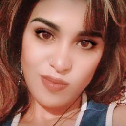 Nargiza, 21, 