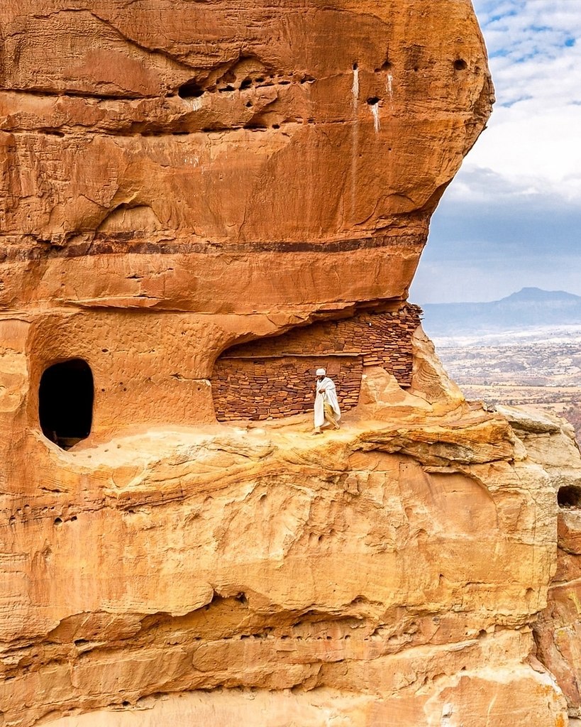   ,    2600    ,       ... - 2