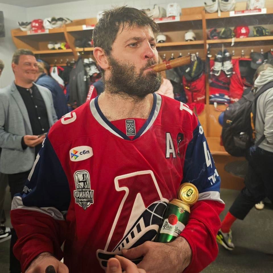 . MVP  . 