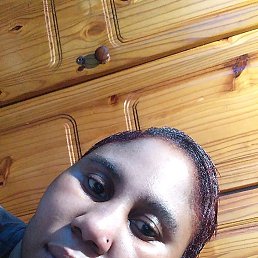 Mpho, 34, 