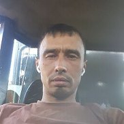 Oleg, 51, 