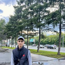 Ozod, 17, 