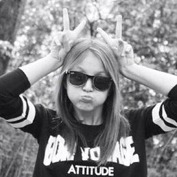 Alenka, , 26 