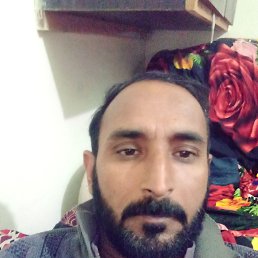 Umair, 34, 