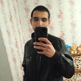 Sergii, 26, 