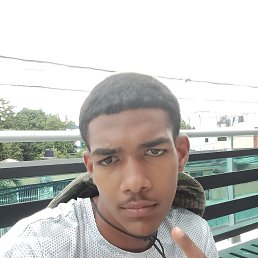Endi, 23, 