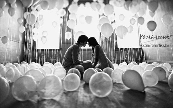 Говорят, что от любви до ненависти один шаг. Нет, один шаг от очарования до разочарования. А между ...