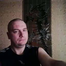 Ivan, 43, -