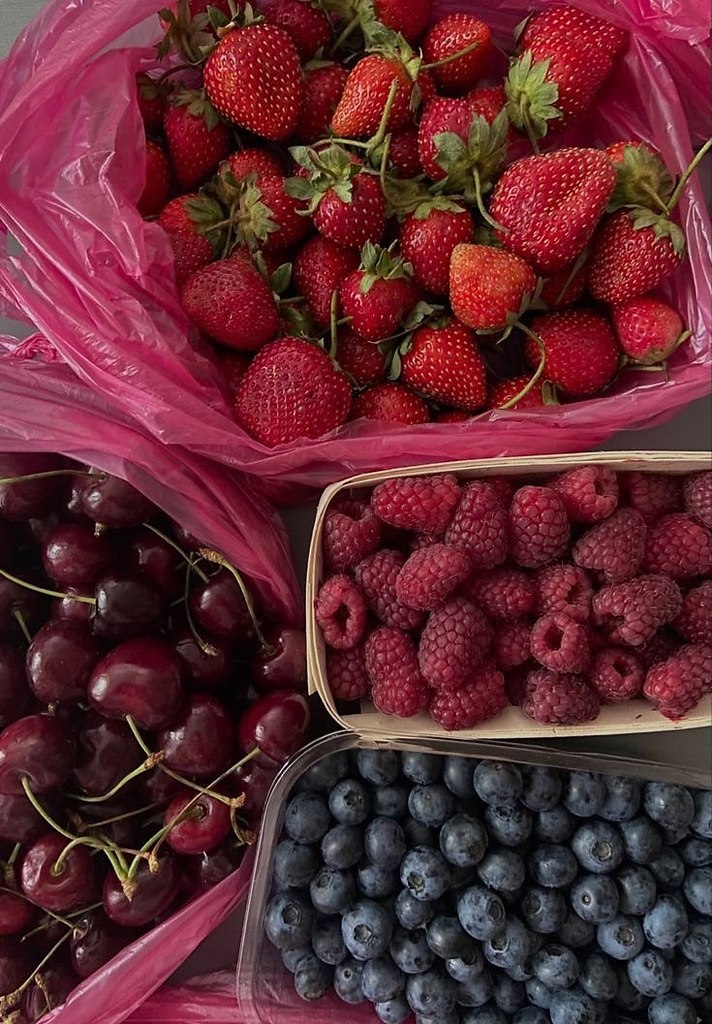��� ��������� ��������� � ������ �� ���������� �����, � ��������� � ���������: 1. Berry picking � ... - 2