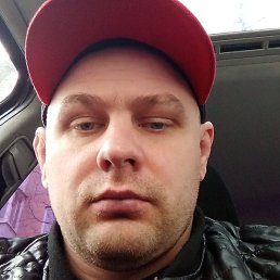 Denis, , 37 