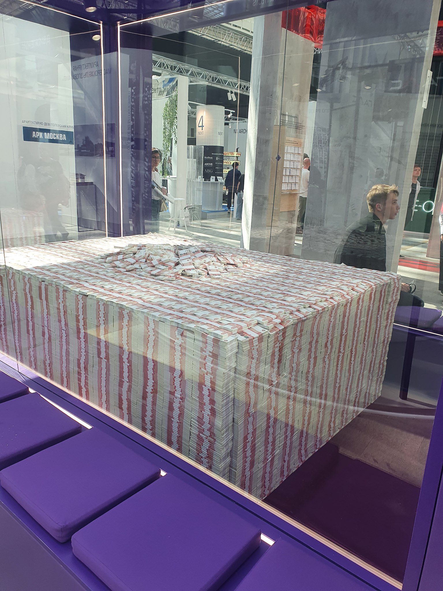  - 25  2024  20:40 - 2