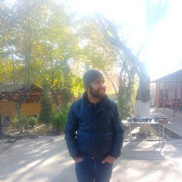 Azizbek, 36, 