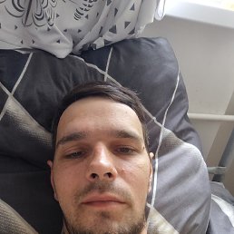 Denzal, 34 , 