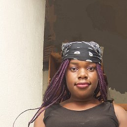 Natasha, 22, 