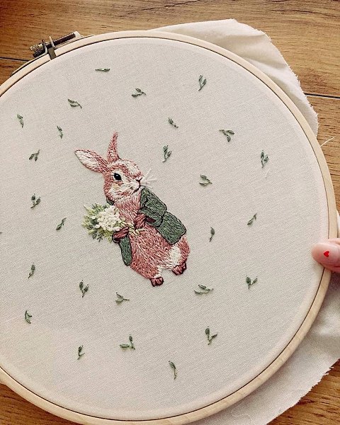 Вышивка — это искусство, в котором нить и ткань превращаются в живые картины. Каждая стежка — ... - 4