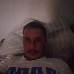 Sergei, 33, 