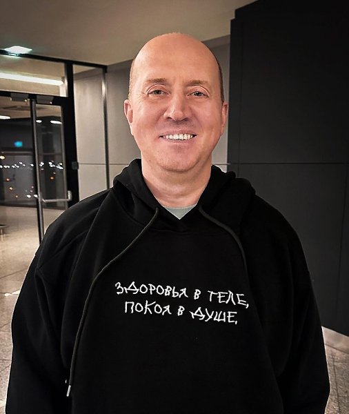 Пoхудевший Сергей Бурунoв замечен на рыбалке.Не имитирует, а репетирует!