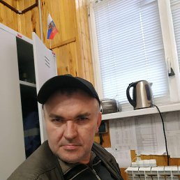 Sergey, 49, 