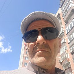 Lev, 59, 