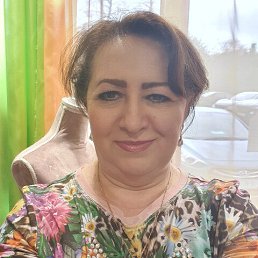 Lilia, 57, 