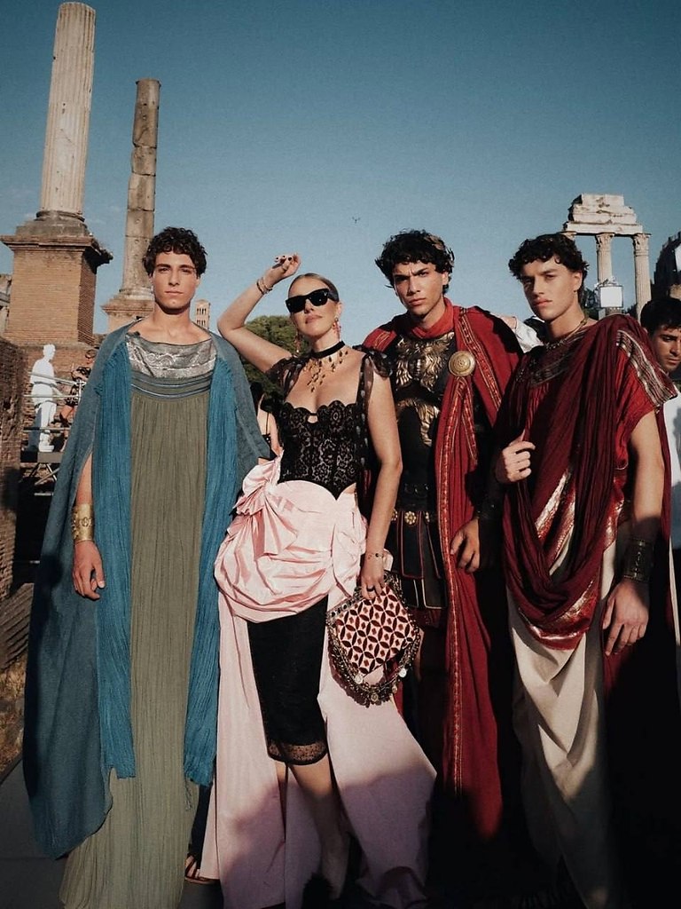 ������ ������ � �������� ������ ���� �������� �� ������ ������� ���� Dolce & Gabbana, ��������� � ... - 3