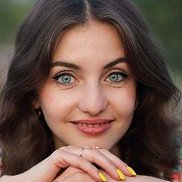 Veronika, 18 , 