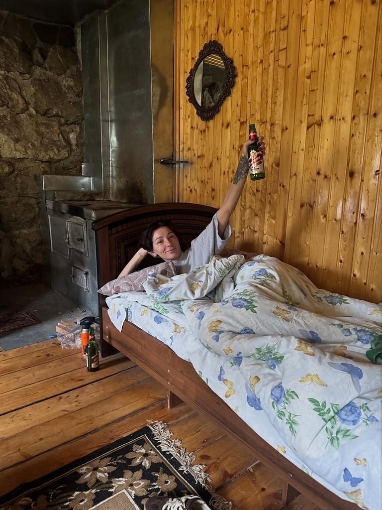 Вернулись в старые добрые времена вместе с Настюшкой Ивлеевой! Она с мужем покоряла Кавказ, ... - 4