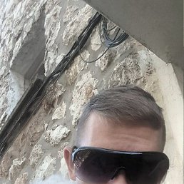Konstantin, �����-���������, 33 ����