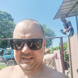 Ivan, 39 , 