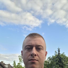 Christian, 25, 