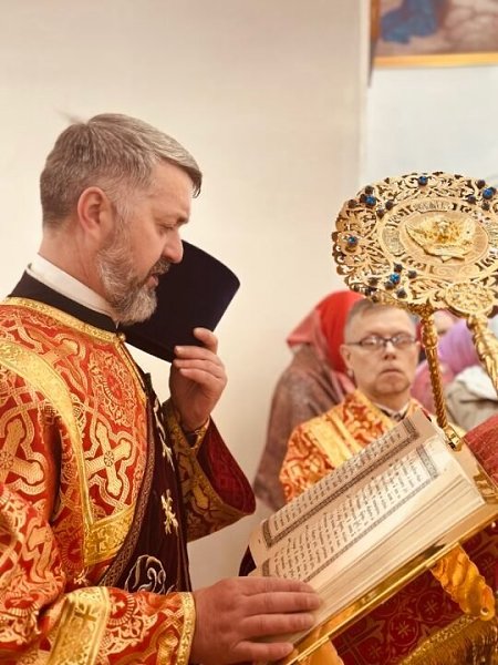 Общеепархиальное пасхальное богослужение священства благовещенской епархии. Редкие дни, когда ...