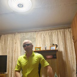 ����, ��������, 32 ����