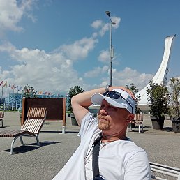 Aleksey, 57, 