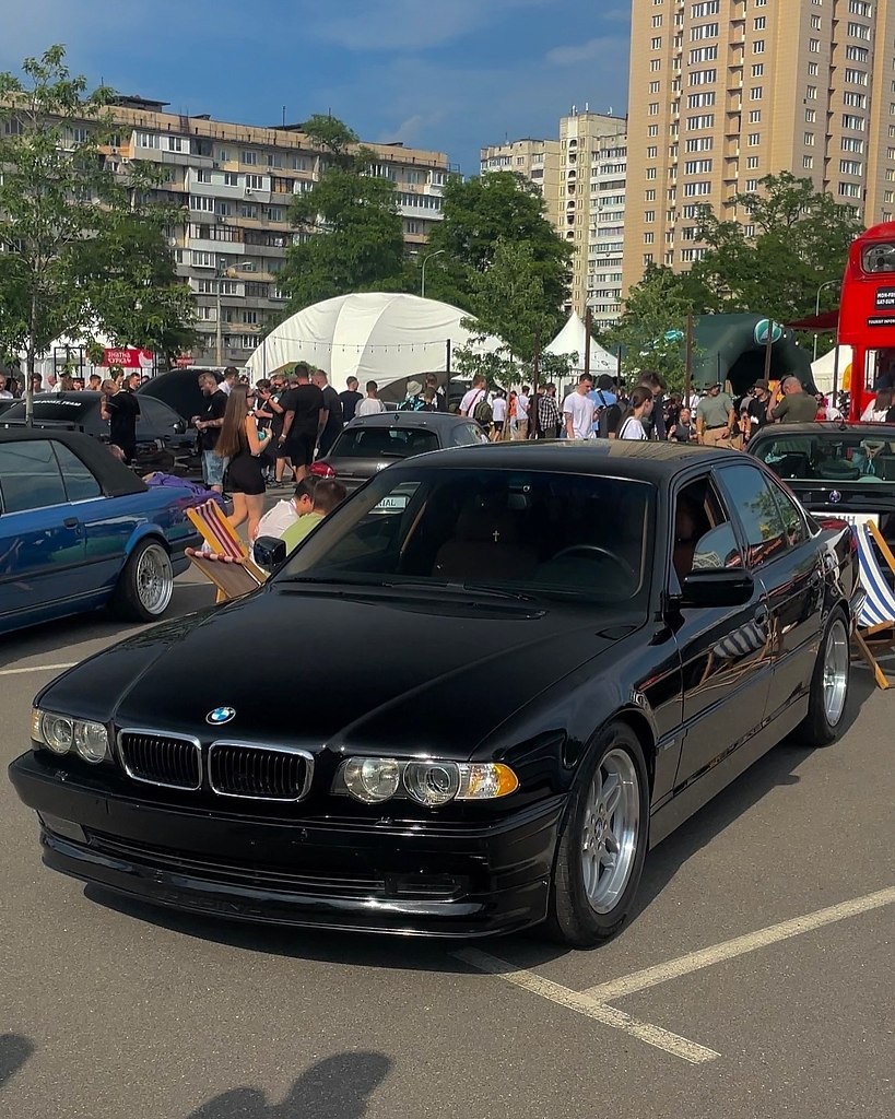 #BMW #740i (#E38) - 4