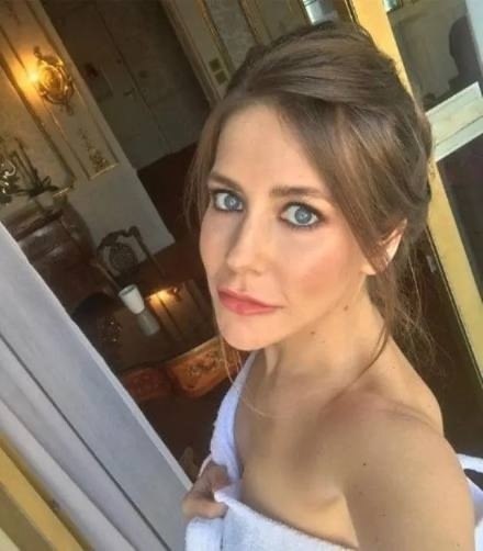 Юлия Барановская оказалась в центре скандала после публикации её вызывающих снимков в ...