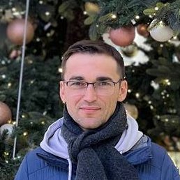 Victor, �������, 44 ����