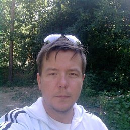 artem, 41, 