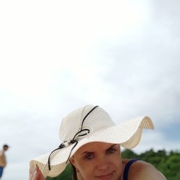 Екатерина, 34, Уссурийск