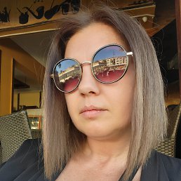 Natalija, 49, 