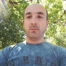 Vahe, 35, 