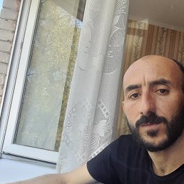 Nahid quliyev, 35, 