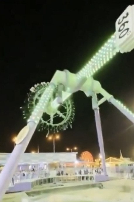 Страх детства №1: аттракцион «360 градусов» рухнул вместе с людьми в Саудовской Аравии. Местные СМИ ...