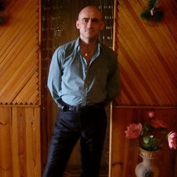 Sasha, 50, 