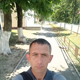 Vova, 37, 