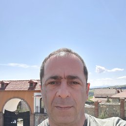 vato, 42, 