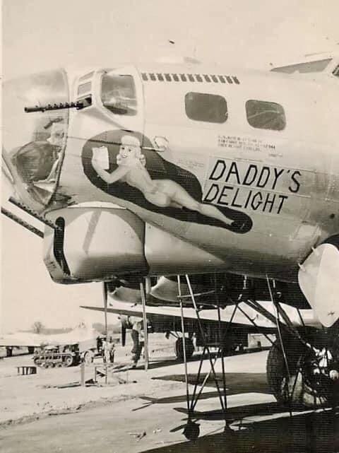   B-17 Flying Fortress  , . 1944 .