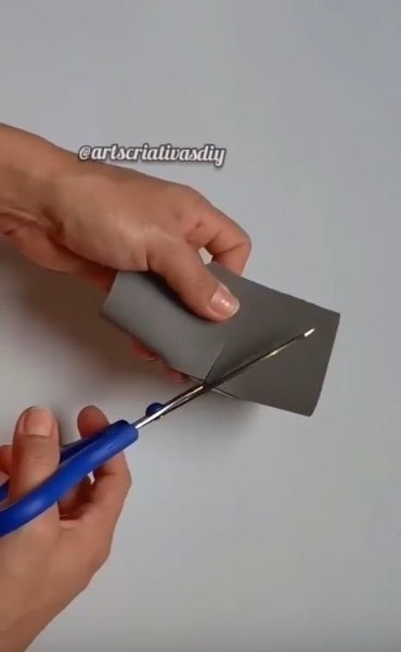 Элегантная упаковка для сладостей, сделанная из бутылки и фоамирана. - 2
