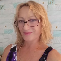 Olga, 51, 