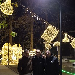 Giorgi, �������, 42 ����