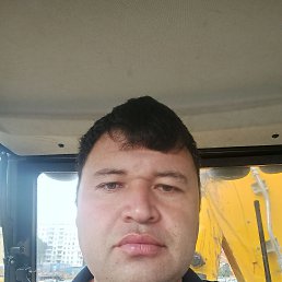 Abdulaziz, 34, 